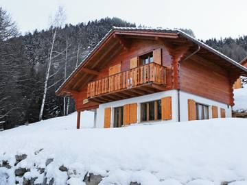 Location de vacances pour 6 personnes, avec jardin dans Ovronnaz