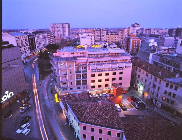 Hotel per 2 persone - 1