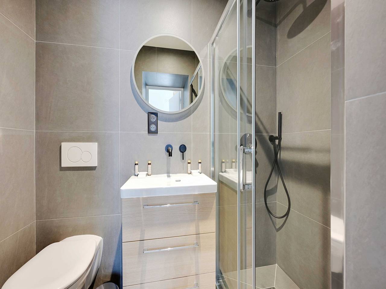 Ganze Wohnung, Modern Apt - 2Bd/6P - near Paris in Aubervilliers, Seine-Saint-Denis