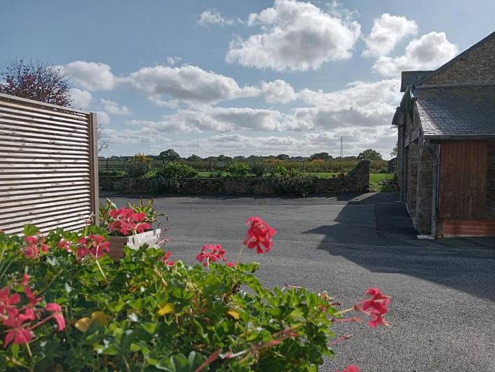 Location de vacances pour 6 personnes, avec jardin à Pluduno - 4