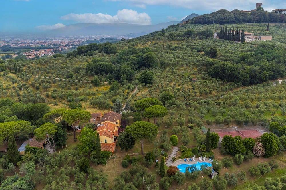Herrliche Wohnung in einem Ferienhaus mit W-Lan, privatem Pool, Tv, Innenhof und Haustiere erlaubt in Monsummano Terme, Pistoia Provinz