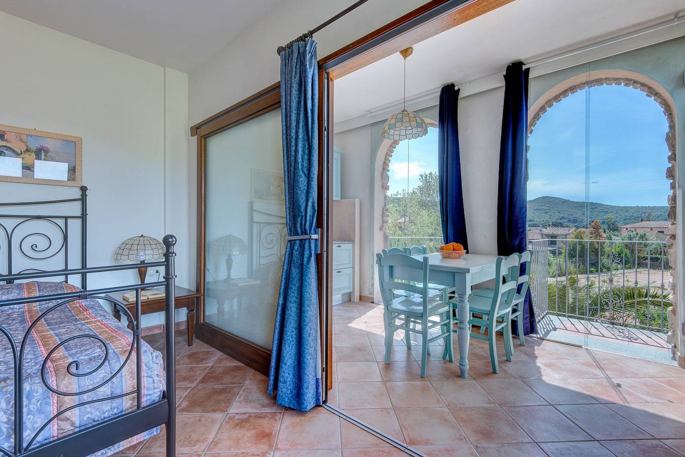 Hel studio-lejlighed, Studio Apartment 'Monolocale Castle' with Shared Pool, Wi-Fi and Air Conditioning in Campo nell'Elba, Elba