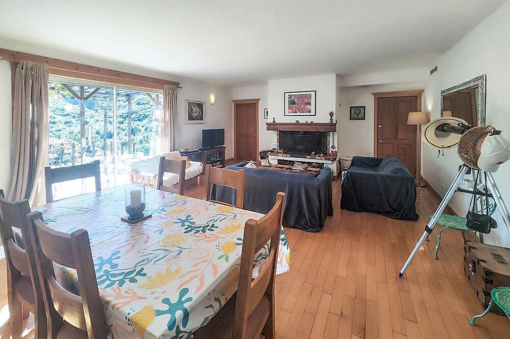 Lovely home in Faugères with private swimming pool, can be inside or outside in Faugères, Béziers region