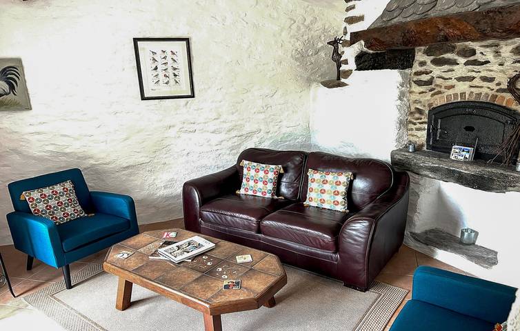 Location de vacances pour 4 personnes, avec piscine ainsi que terrasse et jardin à Jouqueviel - 3