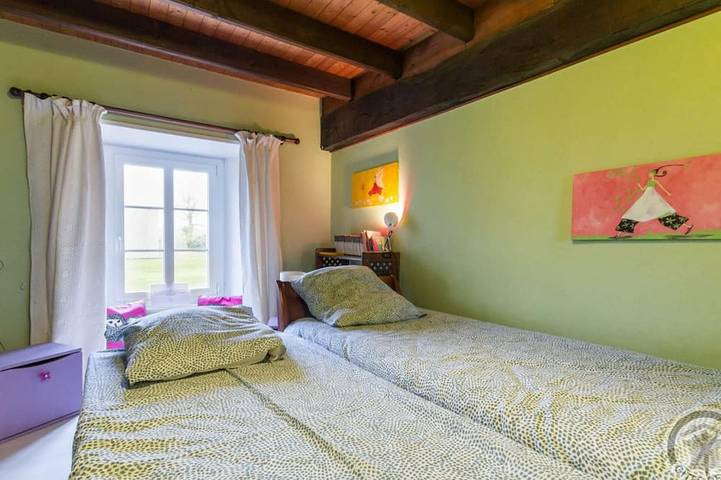 Gîte pour 8 personnes, avec jardin à Les Pieux - 4