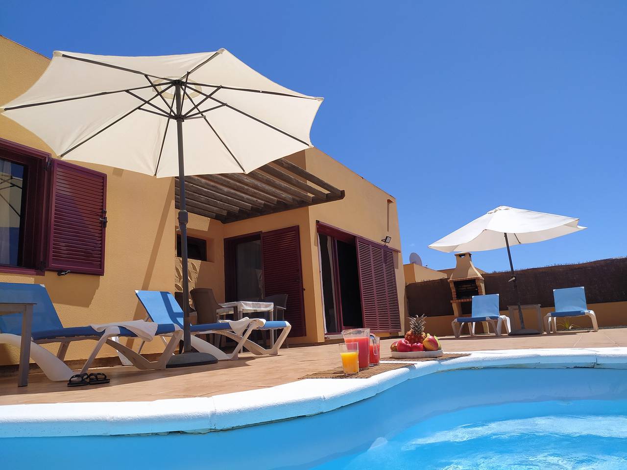 Chalet para 8 personas con terraza in Tamaragua, La Oliva