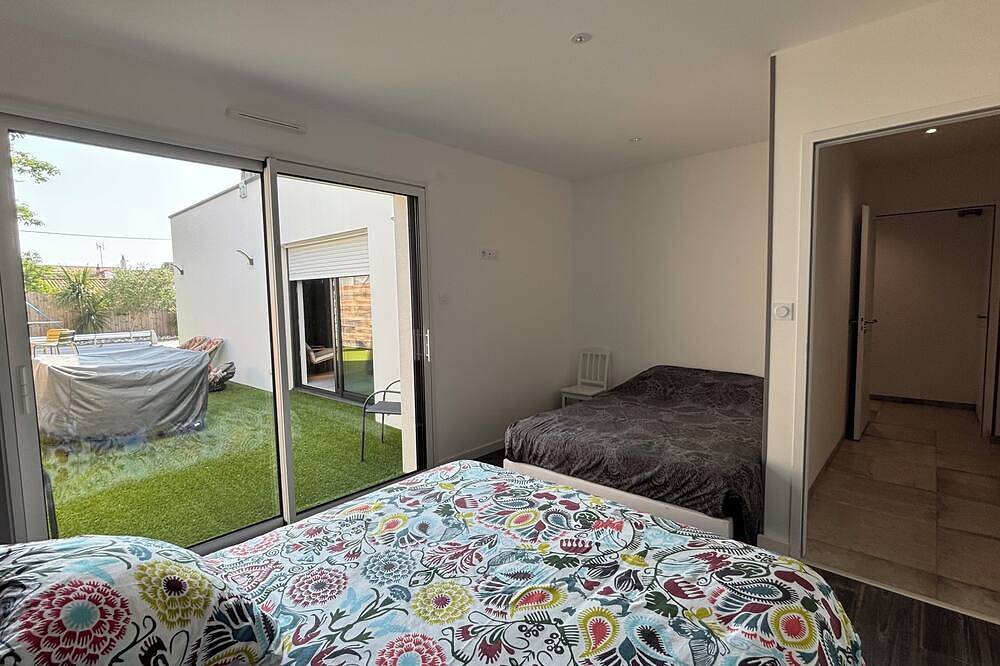 Havre de Paix with Private Heated Pool - Ideal Family or Friends Stay in L'Aiguillon-sur-Mer, Fontenay-le-Comte