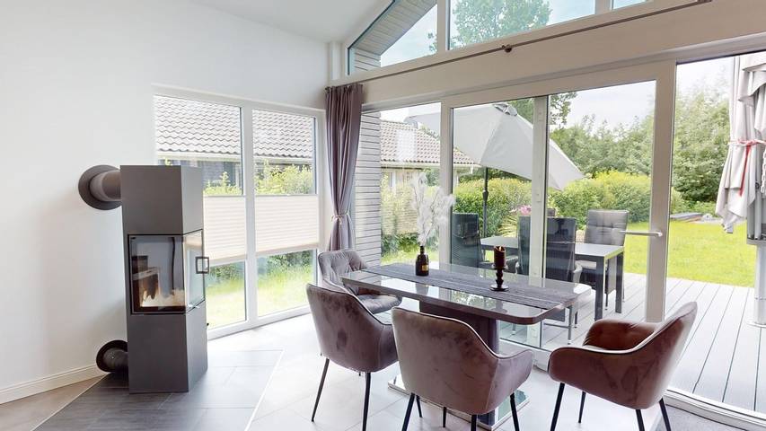 Ferienhaus für 4 Personen, mit Terrasse und Garten sowie Sauna in Lensterstrand