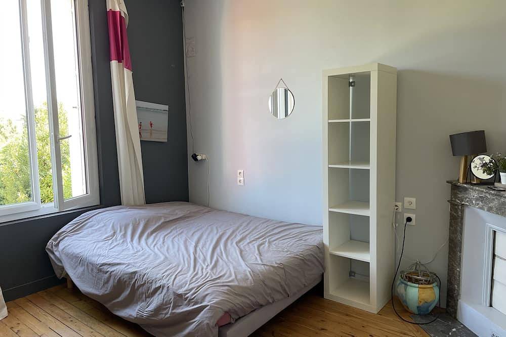 Grande Maison Familiale à Nantes Avec Piscine in Nantes, Nantes region
