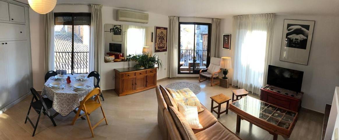 Gîte pour 4 personnes, avec terrasse à Huesca - 3