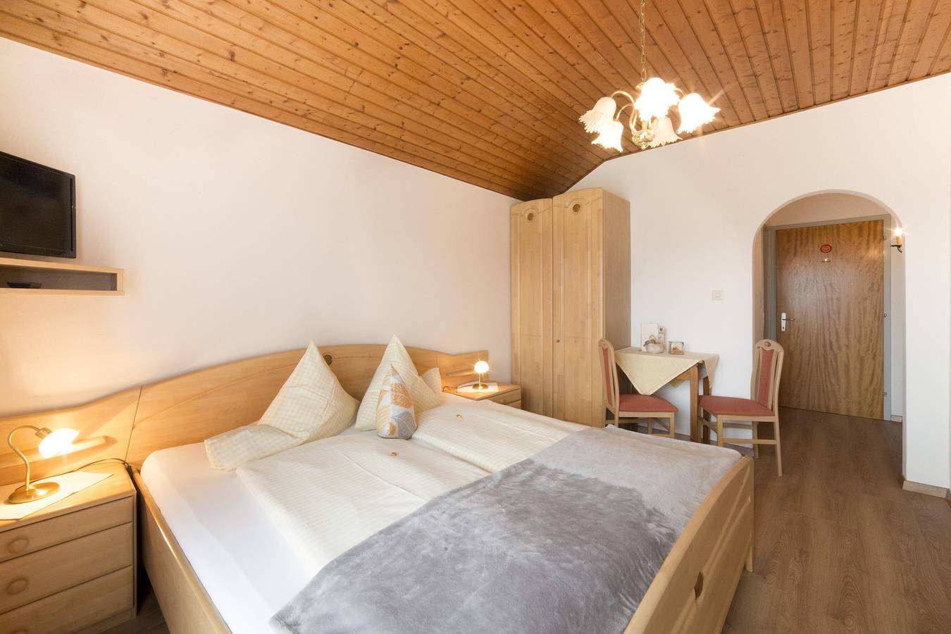 Appartamento intero, Doppelzimmer Rapunzel mit Du/Wc und Balkon in Seeboden, Bezirk Spittal an der Drau
