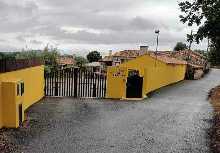 Location de vacances pour 2 personnes, avec jardin ainsi que vue et piscine, animaux acceptés dans Belmonte - 2