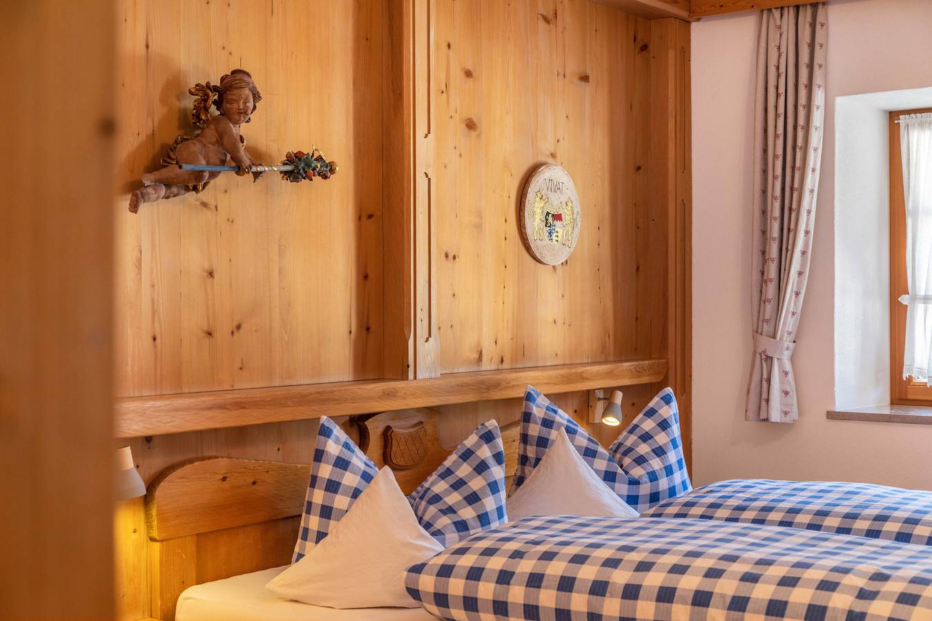 Ganzes Studio, Ferienwohnung 'Museumsblick' mit Bergblick und Wi-Fi in Mittenwald, Bayerische Alpen