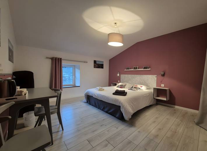 Chambre d’hôte pour 6 personnes, avec jardin, animaux acceptés dans Occitanie