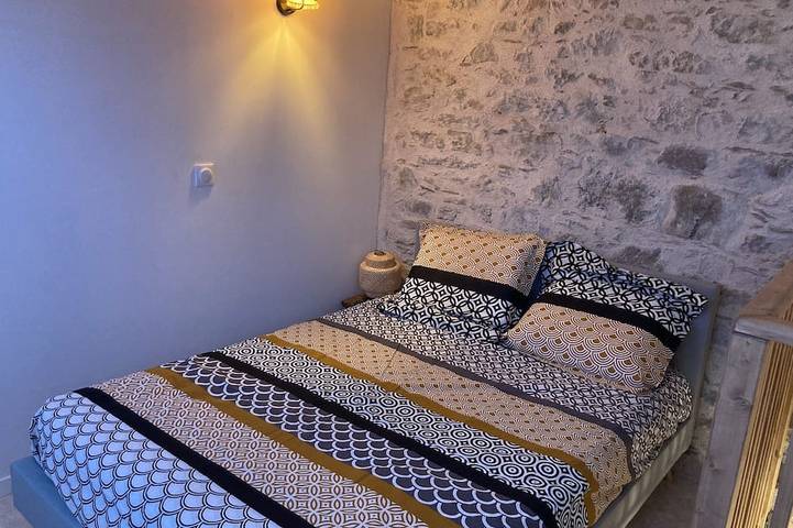 Location de vacances pour 4 personnes, avec terrasse à Néant-sur-Yvel - 2