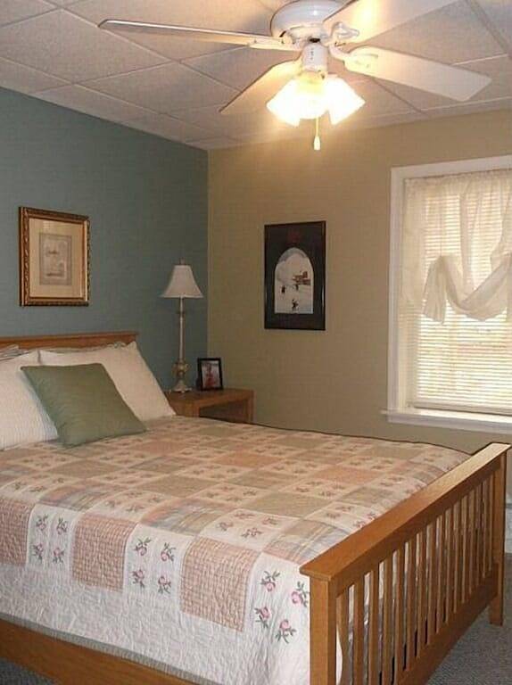 Vacation home for 18 people, with balcony in Virginia