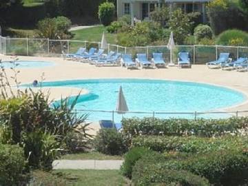 Gîte pour 2 personnes, avec vue ainsi que jardin et piscine dans Cap Coz