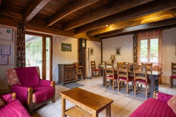 Maison De Vacances pour 6 Personnes dans Villecomtal, Aveyron, Photo 2