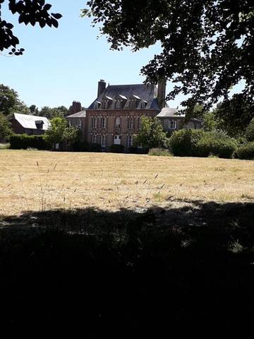 Chambre d’hôte pour 3 personnes, avec vue et jardin à Canteleu