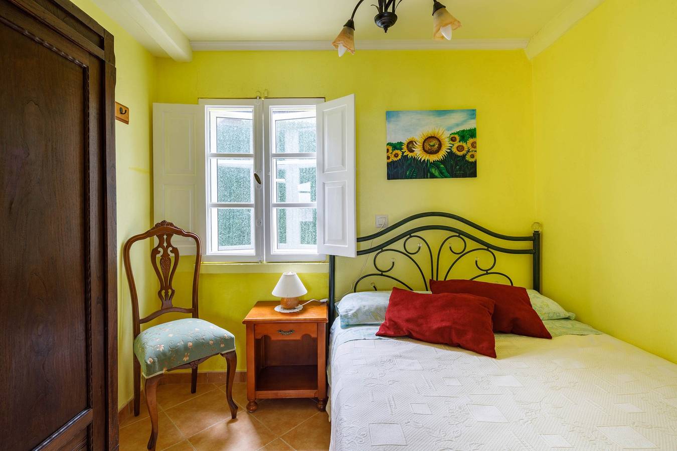 Villa "Casa Vieja de Bueu" met uitzicht op de bergen, Wi-Fi, tuin & terras, foto 13