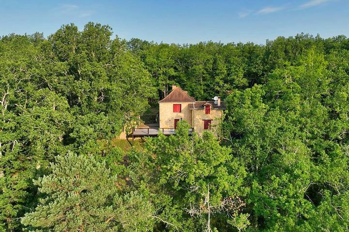 Gîte pour 6 personnes, avec jardin et terrasse