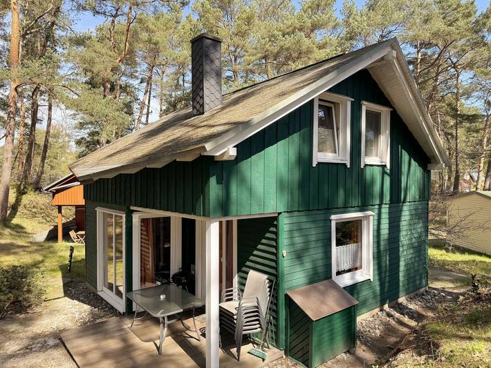 Ferienhaus für 7 Personen, mit Terrasse und Sauna in Baabe