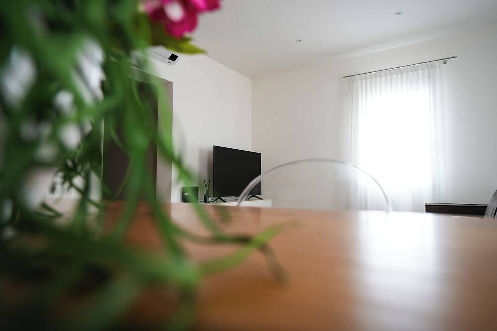 Appartamento intero, (Vicenza) G83 App 1 bedr+parking 2 min alla Fiera in Vicenza, Provincia di Vicenza