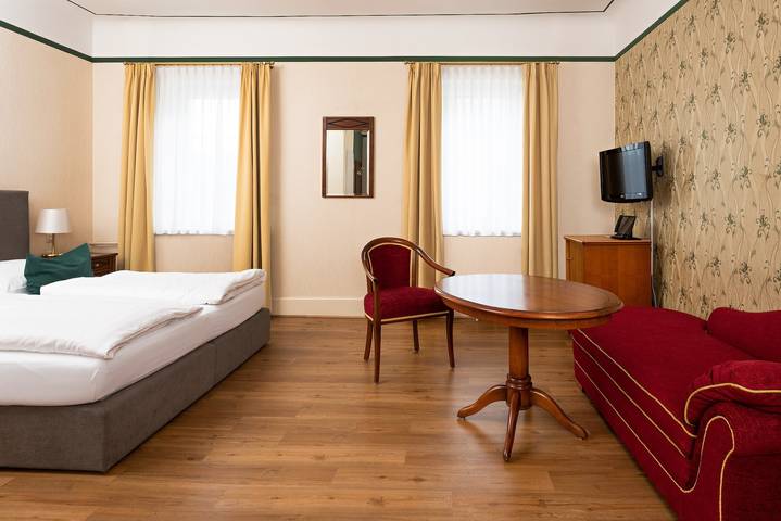Ganze Ferienwohnung, Boutique-Hotel Amalienhof & Apartmenthaus - Einzelzimmer mit Dusche/Wc in Weimar, Weimarer Land