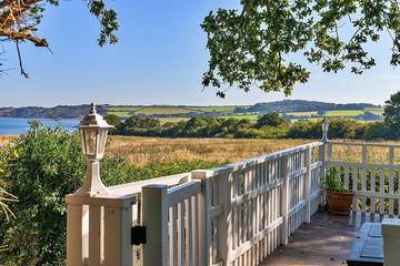 Log Cabin for 4 People in Calbourne, Isle of Wight, Photo 4