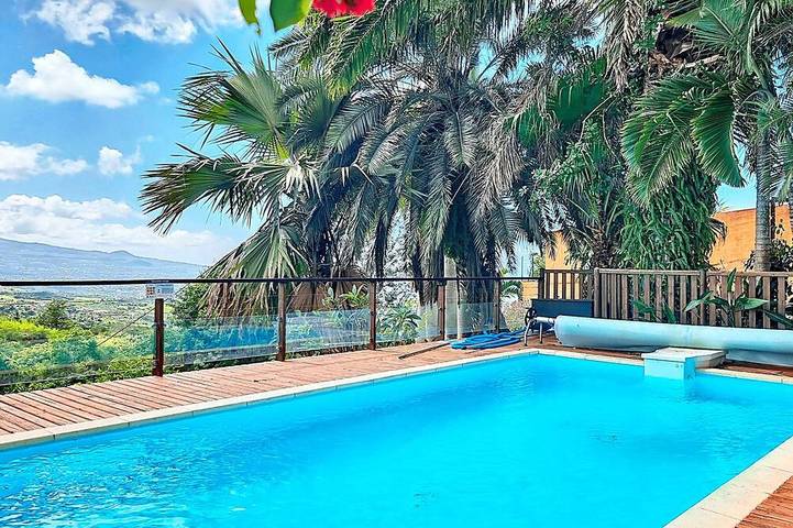 Chalet pour 6 personnes, avec terrasse et jardin sur l' Île de la Réunion