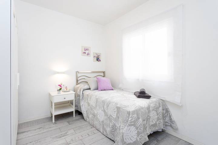 Entire apartment, Home2Book Comfy Apartment Las Galletas Beach in Playa de las Galletas (Arona), Arona