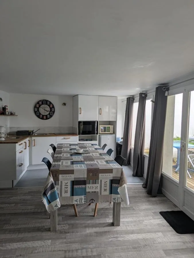 Ferienwohnung für 3 Personen, mit Terrasse und Ausblick sowie Garten - 1