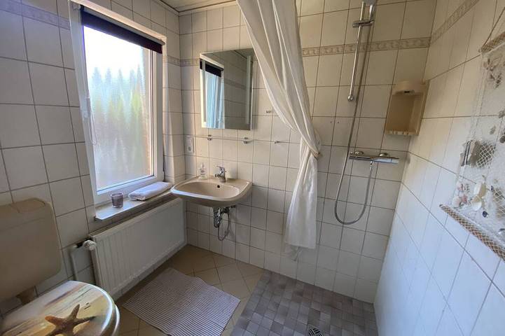 Ferienwohnung für 3 Personen, mit Terrasse und Garten in Wanna - 4