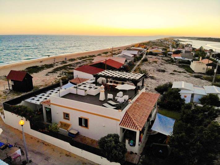 Casa de férias para 6 pessoas, com Varanda e Terraço e ainda Jardim and Vista em Praia de Faro