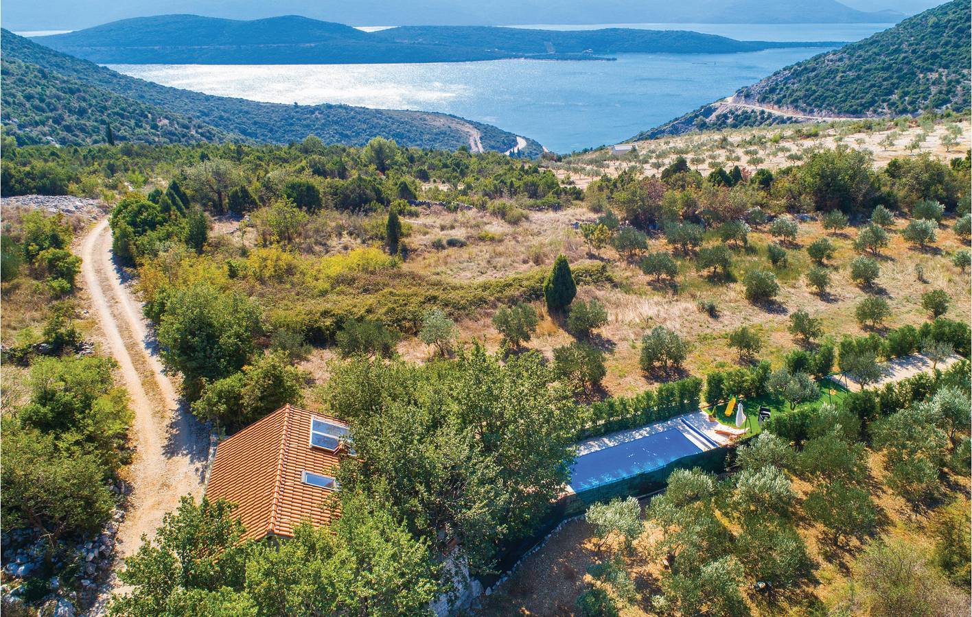 Gemütliche 1-Zimmer-Wohnung mit Pool, Terrasse und Strandzugang – 1000 m in Dubrovnik-Neretva