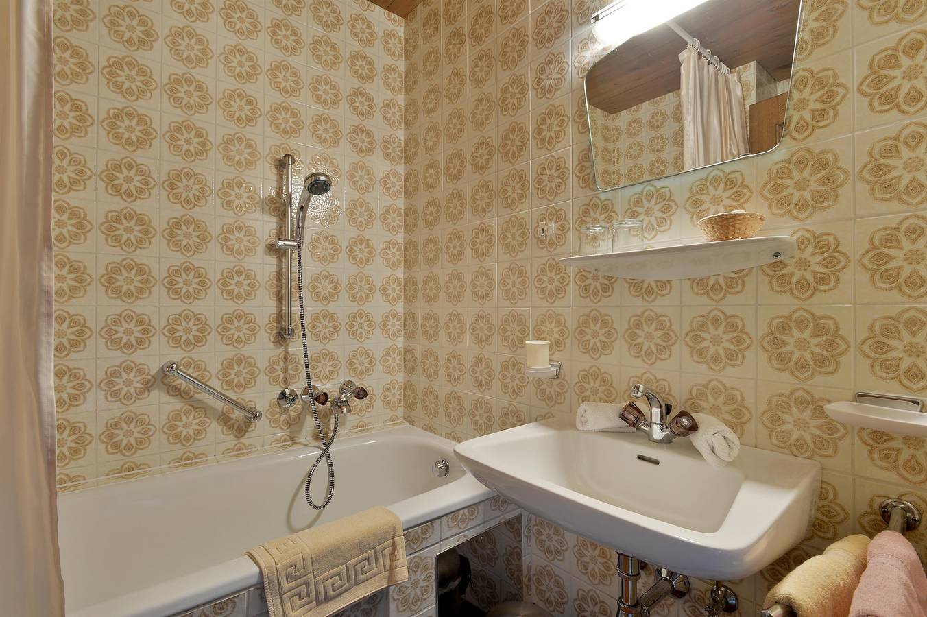 Ganze Ferienwohnung, Doppelzimmer mit Bad und Wc in Thiersee, Kaisergebirge