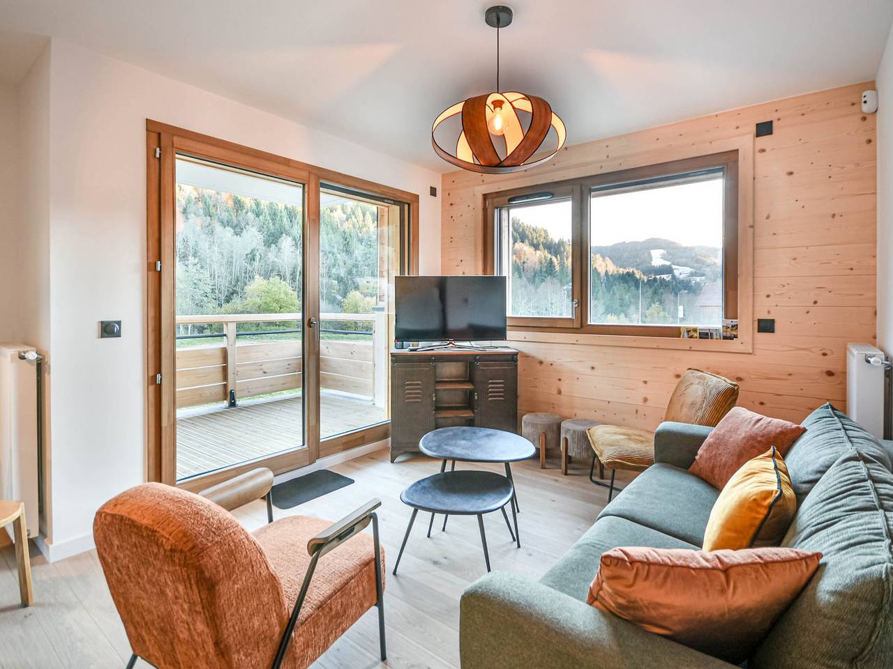 Apartamento entero, Apartamento T3 con Rincón de Montaña - 6 Pers - A Pie de las Pistas in Les Gets, Les Portes du Soleil