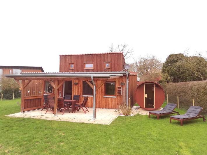 Ferienhaus für 6 Personen, mit Terrasse und Garten sowie Sauna in Rabenkirchen-Faulück