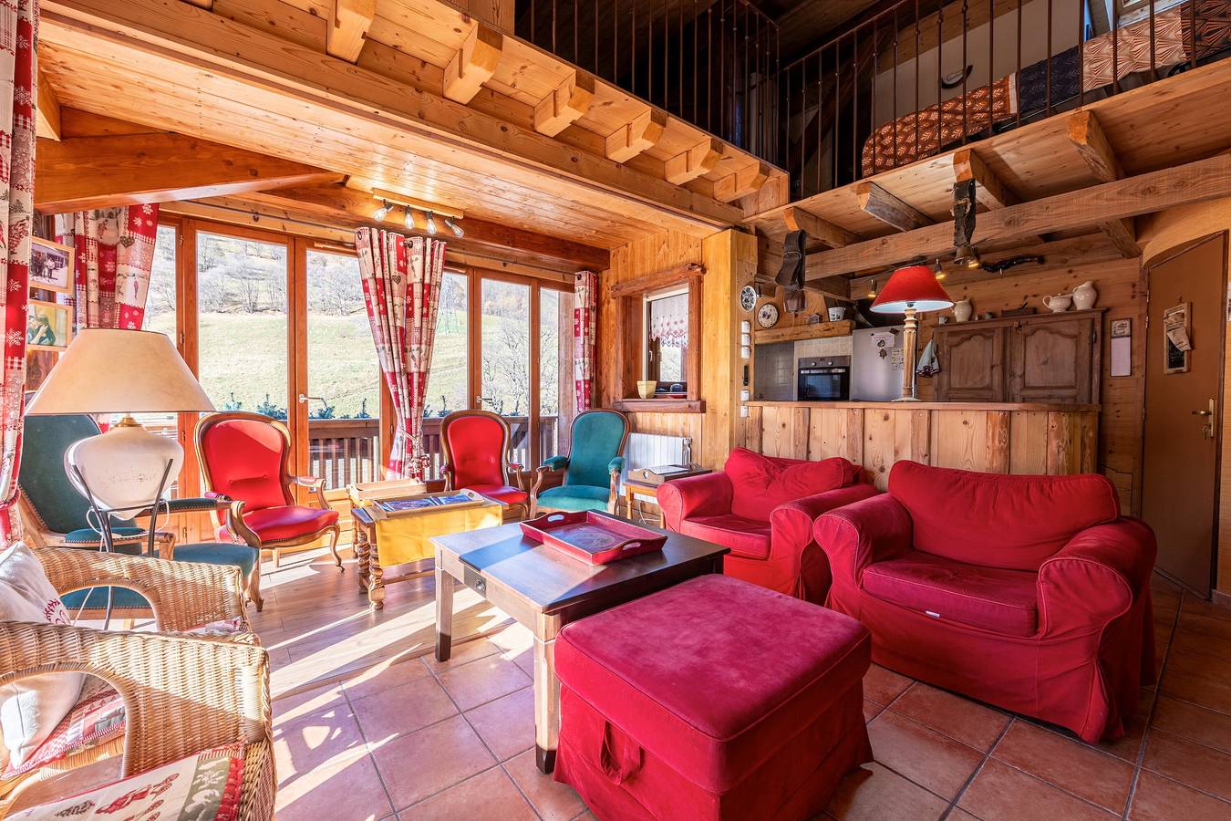 Chalet Les Menuires Val Thorens mit Bergblick, privater Terrasse und Wlan in Saint-Martin-de-Belleville, Les Trois Vallées