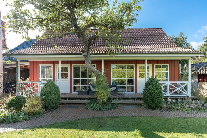 Ferienhaus für 2 Personen, mit Terrasse und Garten an der Kieler Bucht