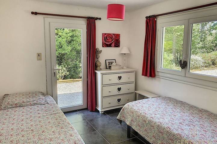 Location de vacances pour 8 personnes, avec Balcon et Jardin à Montauriol