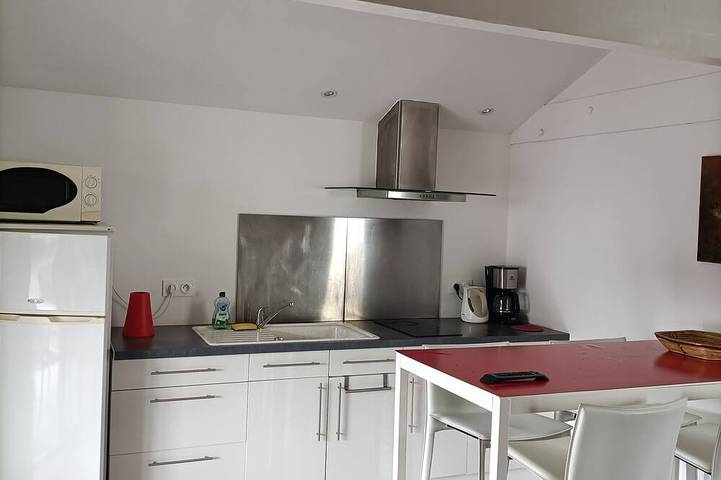 Gîte pour 4 personnes à Ibos - 2