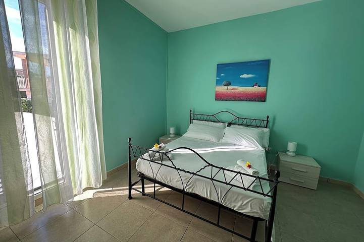Villa en San Lorenzo a solo 5 metros de la playa dorada y el mar cristalino. in San Lorenzo, Municipio de Noto