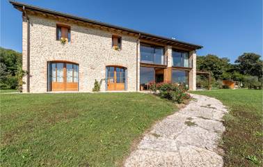 Casa Vacanza per 14 Persone in Volpago del Montello, Provincia di Treviso, Foto 1