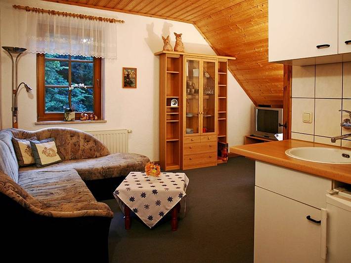 Ferienwohnung für 2 Personen, mit Terrasse und Garten sowie Sauna
