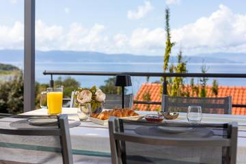 Ferienwohnung für 2 Personen, mit Terrasse in Njivice