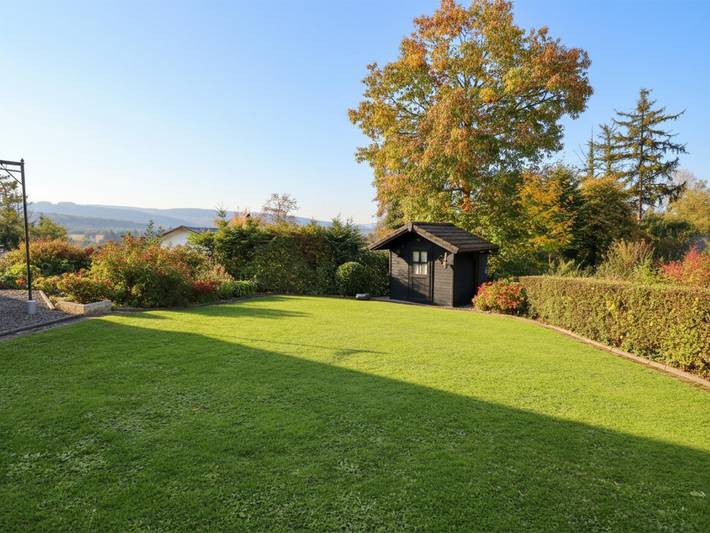 Location de vacances pour 6 personnes, avec terrasse et jardin à Rendeux - 2