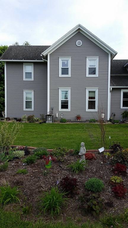 Ganze Wohnung, The Hansen House ist große offene Suite, die 12 Personen. In der Nähe Kickapoo Fluss. in Monroe County (WI)