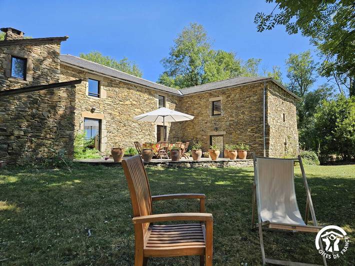 Gîte pour 9 personnes, avec Jacuzzi et Terrasse ainsi que Jardin et Piscine à Paulinet - 3