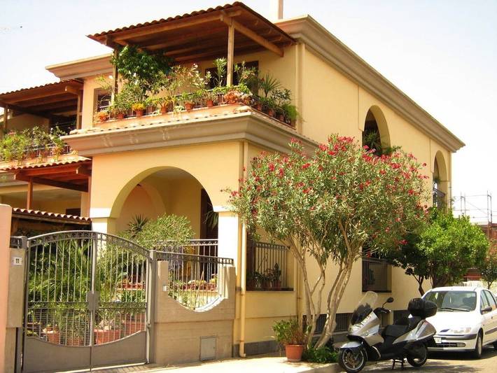 Gîte pour 3 personnes, avec vue et jardin à Oristano - 2